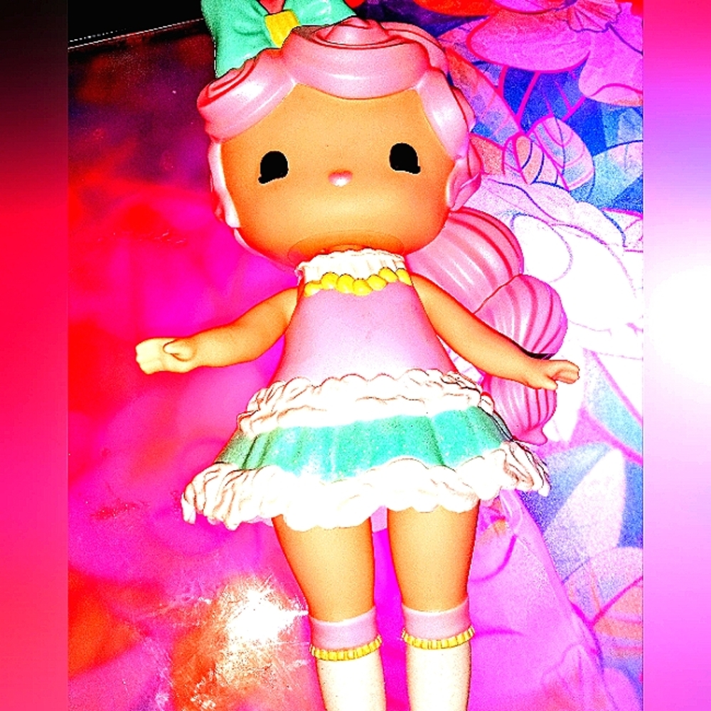 OMG doll cute as can be